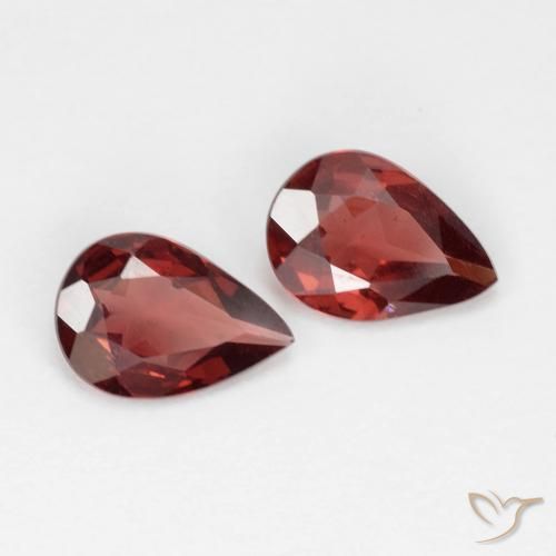 Gemas de Granate piropo Rojo oscuro natural de 1.20 ct, En forma de pera, VS