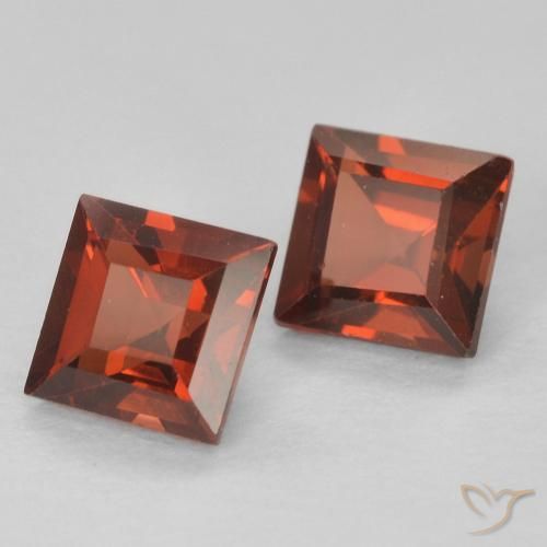 Gemas de Granate piropo Rojo medio natural de 0.99 ct, Cuadrado, VVS-VS