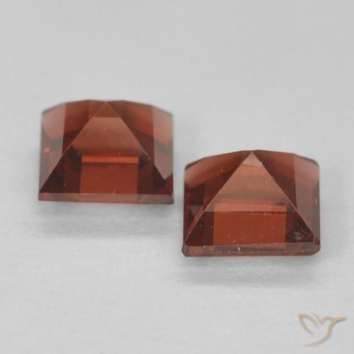 Gemas de Granate piropo Rojo medio natural de 0.99 ct, Cuadrado, VVS-VS
