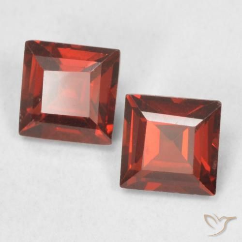 Gemas de Granate piropo Rojo grosella natural de 0.94 ct, Cuadrado, VVS-VS