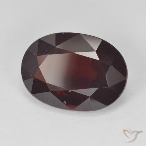 Granate Piropo Rojo negruzco natural de 9.63 ct, Corte Óvalo, VS