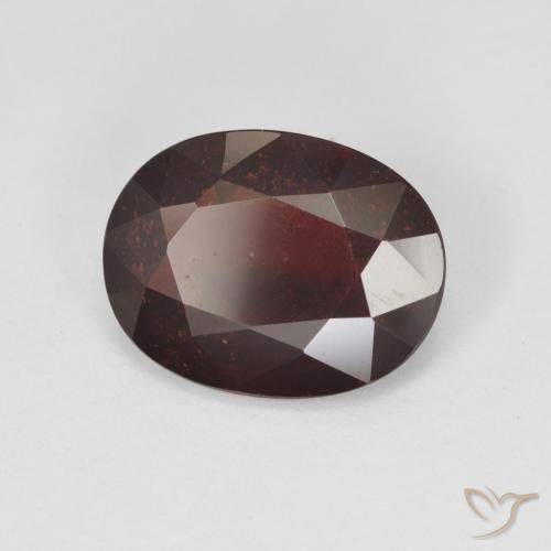 Granate piropo Rojo oscuro natural de 3.94 ct, Ovalada, VS