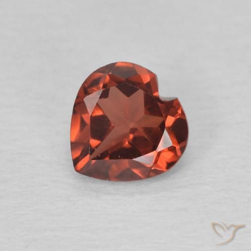 0.60ct Natural Rojo medio Granate piropo, Corazón, VVS-VS