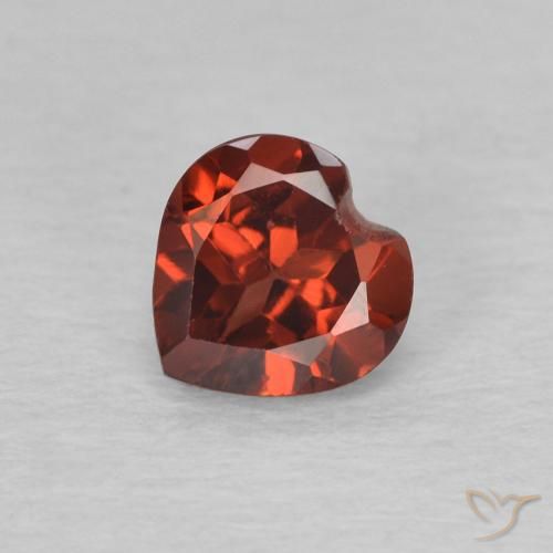 0.64ct Natural Rojo claro Granate piropo, Corazón, VVS-VS