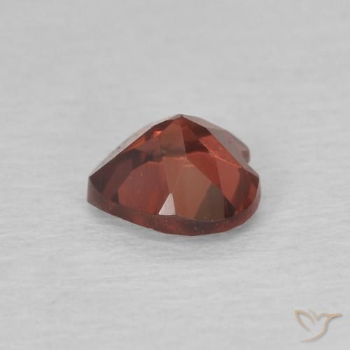 Granate piropo Rojo grosella natural de 0.59 ct, Corazón, VVS-VS