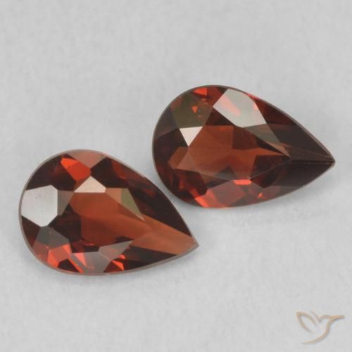 Gemas de Granate piropo Rojo sangría natural de 1.18 ct, En forma de pera, VVS-VS