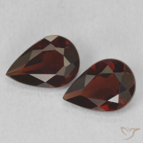 1.43ctw Natural Rojo oscuro Granate piropo, En forma de pera, VVS-VS