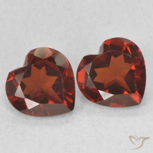Gemas de Granate piropo Rojo medio natural de 1.15 ct, Corazón, VVS-VS
