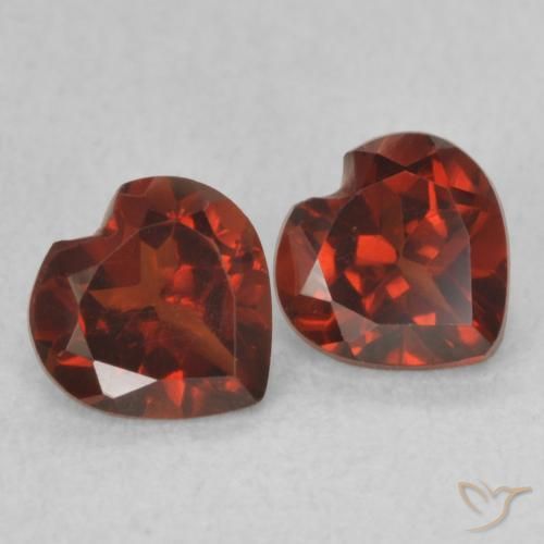 Gemas de Granate piropo Rojo grosella natural de 1.07 ct, Corazón, VVS-VS