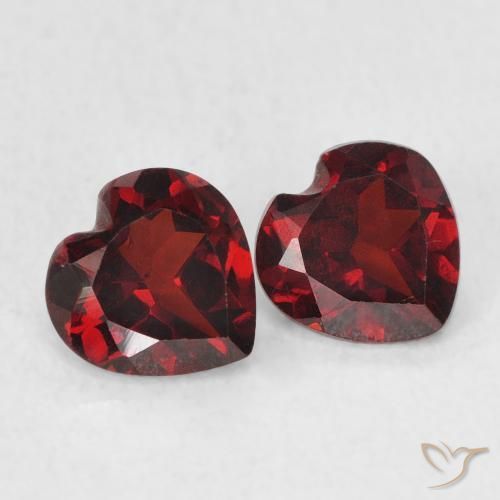 Gemas de Granate piropo Rojo oscuro natural de 1.07 ct, Corazón, VS