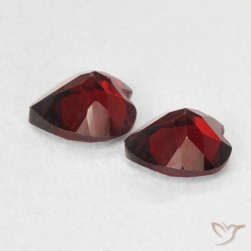 Gemas de Granate piropo Rojo oscuro natural de 1.07 ct, Corazón, VS