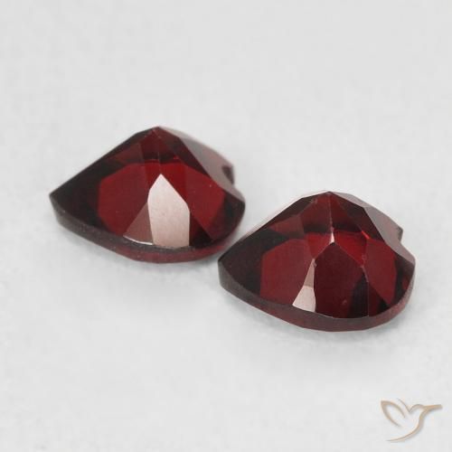 Gemas de Granate piropo Rojo oscuro natural de 1.18 ct, Corazón, VS