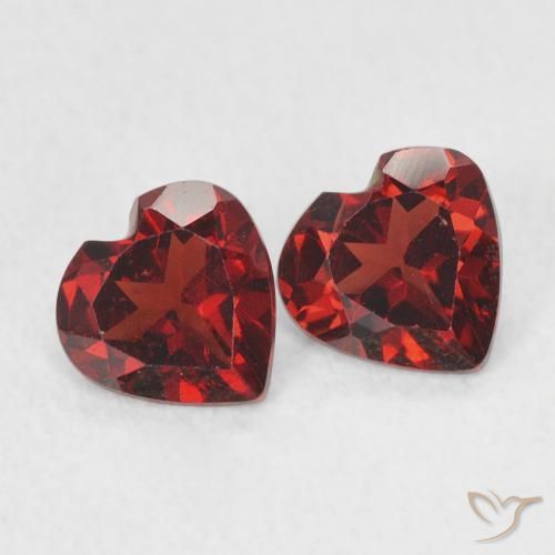 Gemas de Granate piropo Rojo grosella natural de 1.00 ct, Corazón, VS