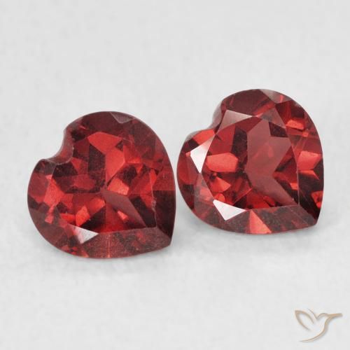 Gemas de Granate piropo Rojo escarlata intenso natural de 1.30 ct, Corazón, VS