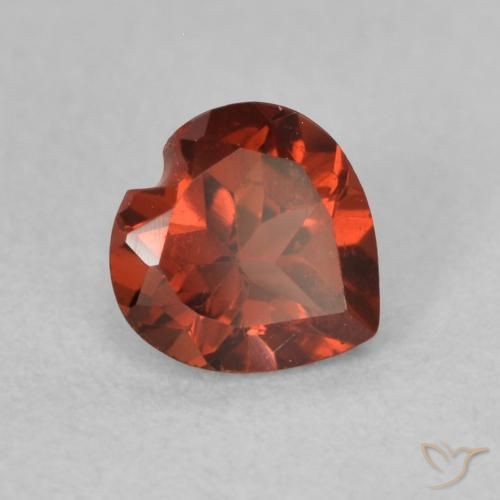 Granate piropo Rojo claro natural de 0.57 ct, Corazón, VVS-VS