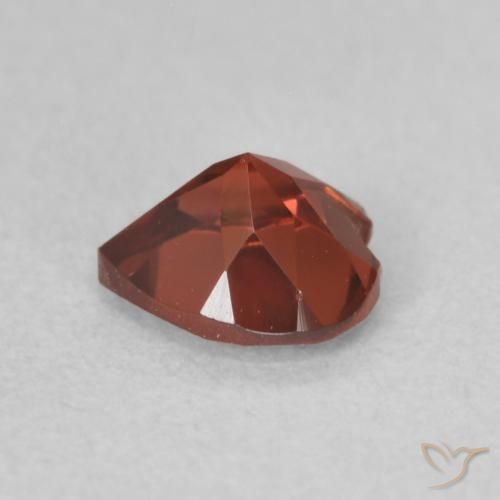Granate piropo Rojo claro natural de 0.57 ct, Corazón, VVS-VS