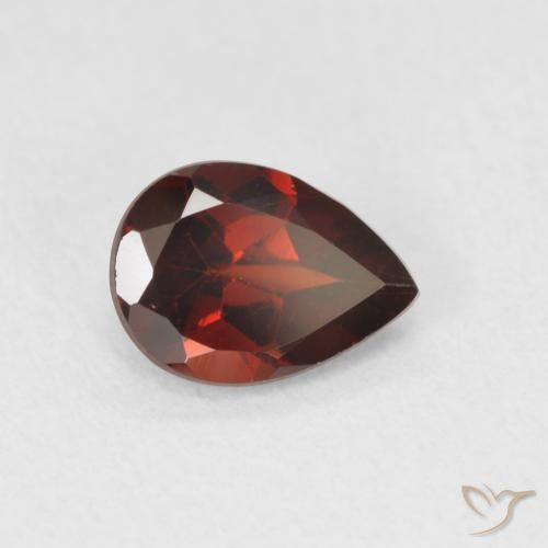 Granate Piropo Rojo medio natural de 0.72 ct, En forma de pera, VVS-VS