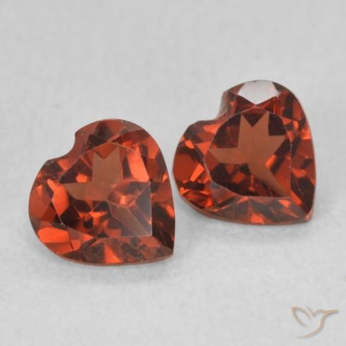 Gemas de Granate piropo Rojo intenso natural de 1.09 ct, Corazón, VVS-VS