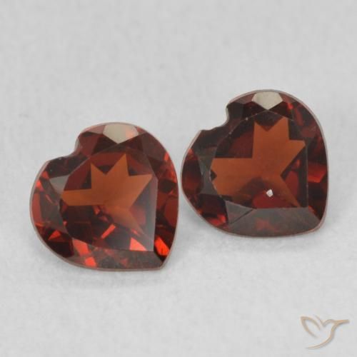 Gemas de Granate piropo Rojo oscuro natural de 0.92 ct, Corazón, VVS-VS