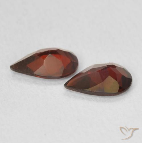 Gemas de Granate piropo Rojo oscuro natural de 1.15 ct, En forma de pera, VVS-VS
