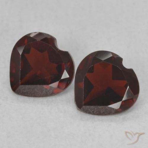 0.96ctw Natural Rojo oscuro Granate piropo, Corazón, VS