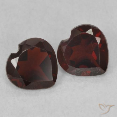 Gemas de Granate piropo Rojo oscuro natural de 0.96 ct, Corazón, VS