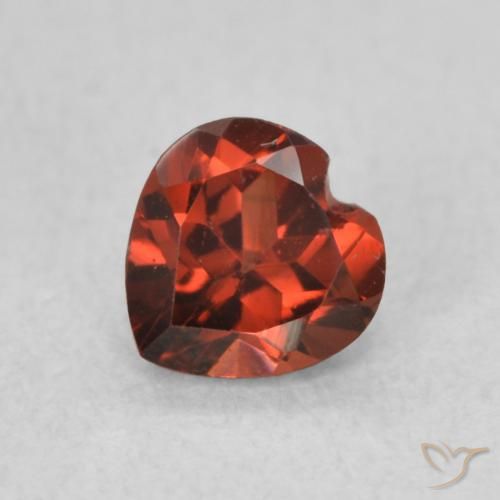 0.61ct Natural Rojo grosella Granate piropo, Corazón, VS