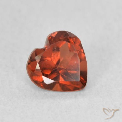 Granate piropo Rojo grosella natural de 0.60 ct, Corazón, VVS