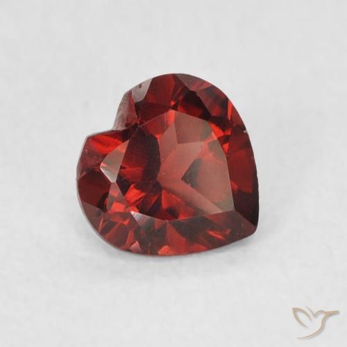 Granate piropo Rojo grosella natural de 0.60 ct, Corazón, VVS
