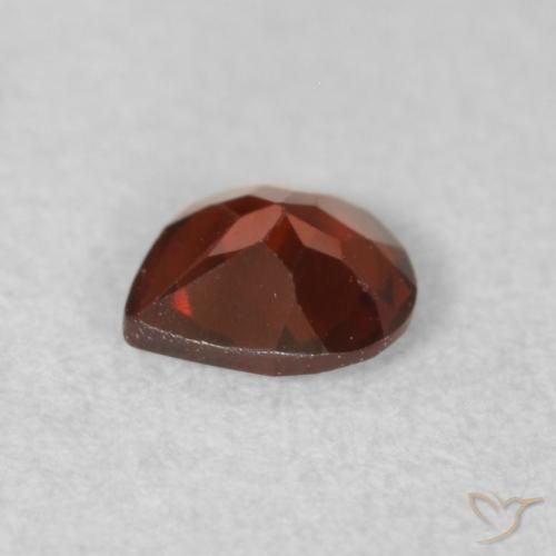 Granate piropo Rojo medio natural de 0.45 ct, En forma de pera, VS