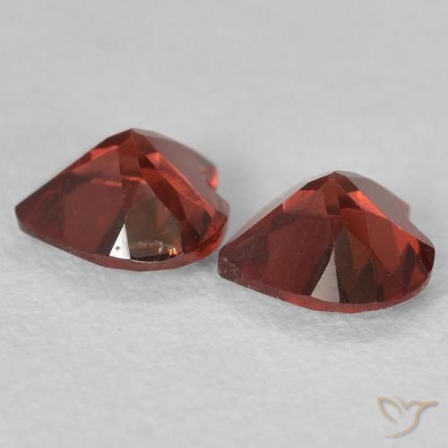 Gemas de Granate piropo Rojo medio natural de 1.07 ct, Corazón, VS