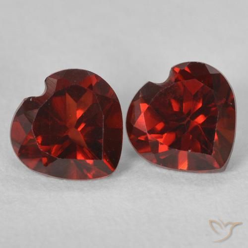 Gemas de Granate piropo Rojo medio natural de 1.12 ct, Corazón, VVS-VS