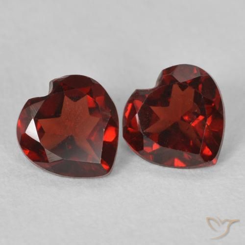 Gemas de Granate piropo Rojo sangría natural de 1.07 ct, Corazón, VS