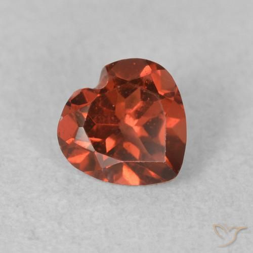 Granate piropo Rojo claro natural de 0.59 ct, Corazón, VVS-VS