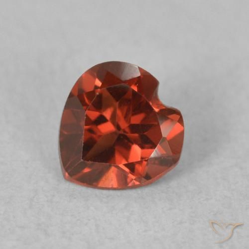 0.55ct Natural Rojo oscuro Granate piropo, Corazón, VVS-VS
