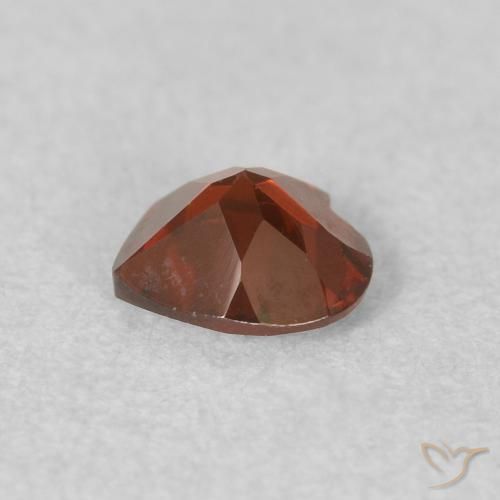 Granate piropo Rojo claro natural de 0.49 ct, Corazón, VS
