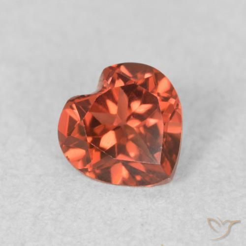 Granate piropo Rojo claro natural de 0.57 ct, Corazón, VVS-VS