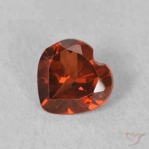 0.52ct Natural Rojo claro Granate piropo, Corazón, VVS-VS