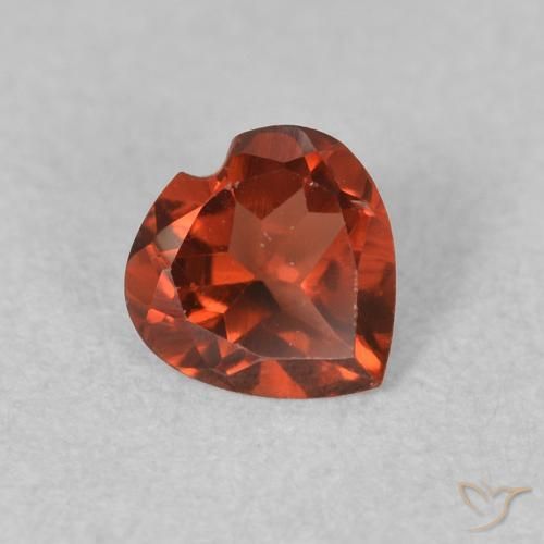 Granate piropo Rojo claro natural de 0.51 ct, Corazón, VVS-VS