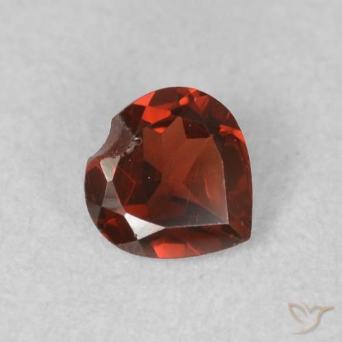 Granate piropo Rojo medio natural de 0.50 ct, Corazón, VVS-VS