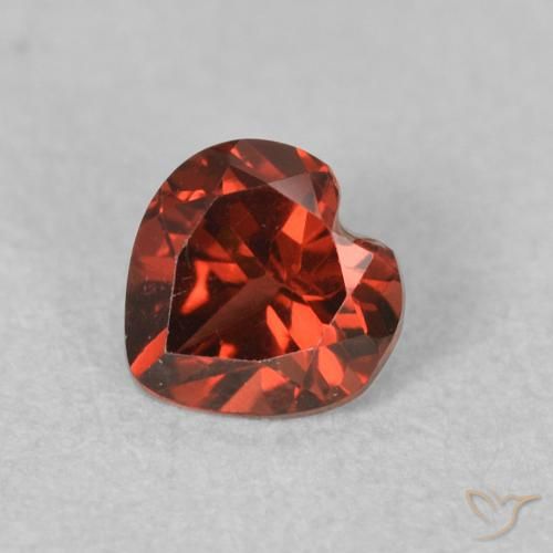 0.64ct Natural Rojo grosella Granate piropo, Corazón, VVS-VS