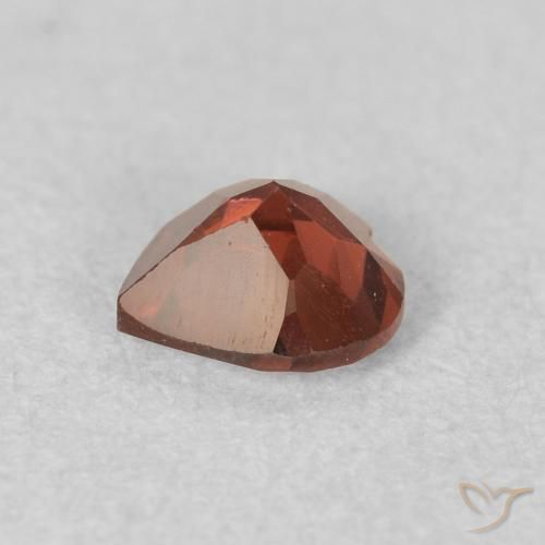 Granate piropo Rojo grosella natural de 0.56 ct, Corazón, VVS-VS