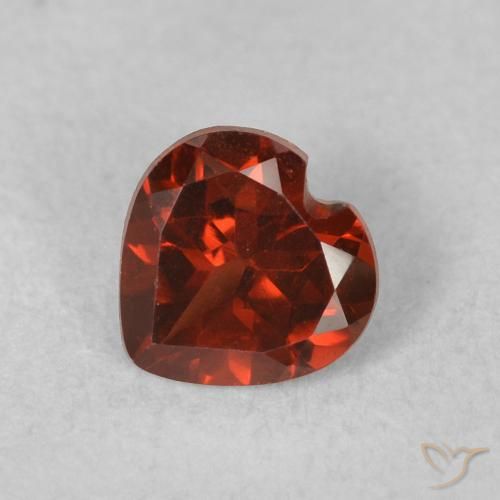 0.55ct Natural Rojo medio Granate piropo, Corazón, VVS-VS