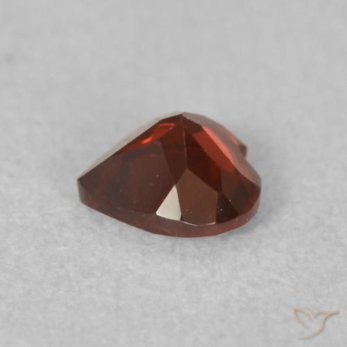 Granate piropo Rojo grosella natural de 0.53 ct, Corazón, VVS-VS
