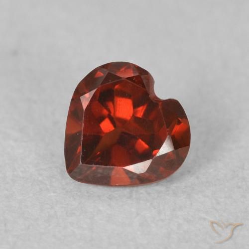 0.59ct Natural Rojo sangría Granate piropo, Corazón, VVS-VS