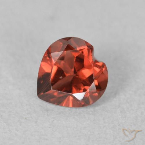 0.64ct Natural Rojo medio Granate piropo, Corazón, VS