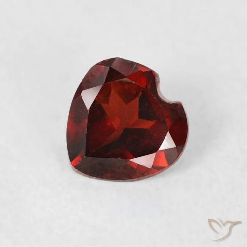 0.47ct Natural Rojo medio Granate piropo, Corazón, VS