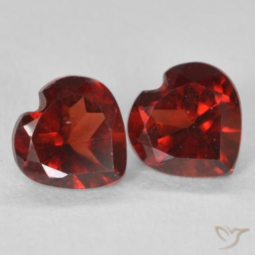 Gemas de Granate piropo Rojo medio natural de 1.16 ct, Corazón, VS