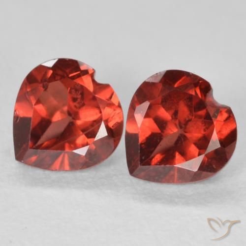 1.29ctw Natural Medium Dark-Red Granate piropo, Corazón, VS
