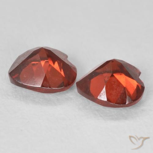 Gemas de Granate piropo Rojo medio natural de 1.13 ct, Corazón, VVS-VS